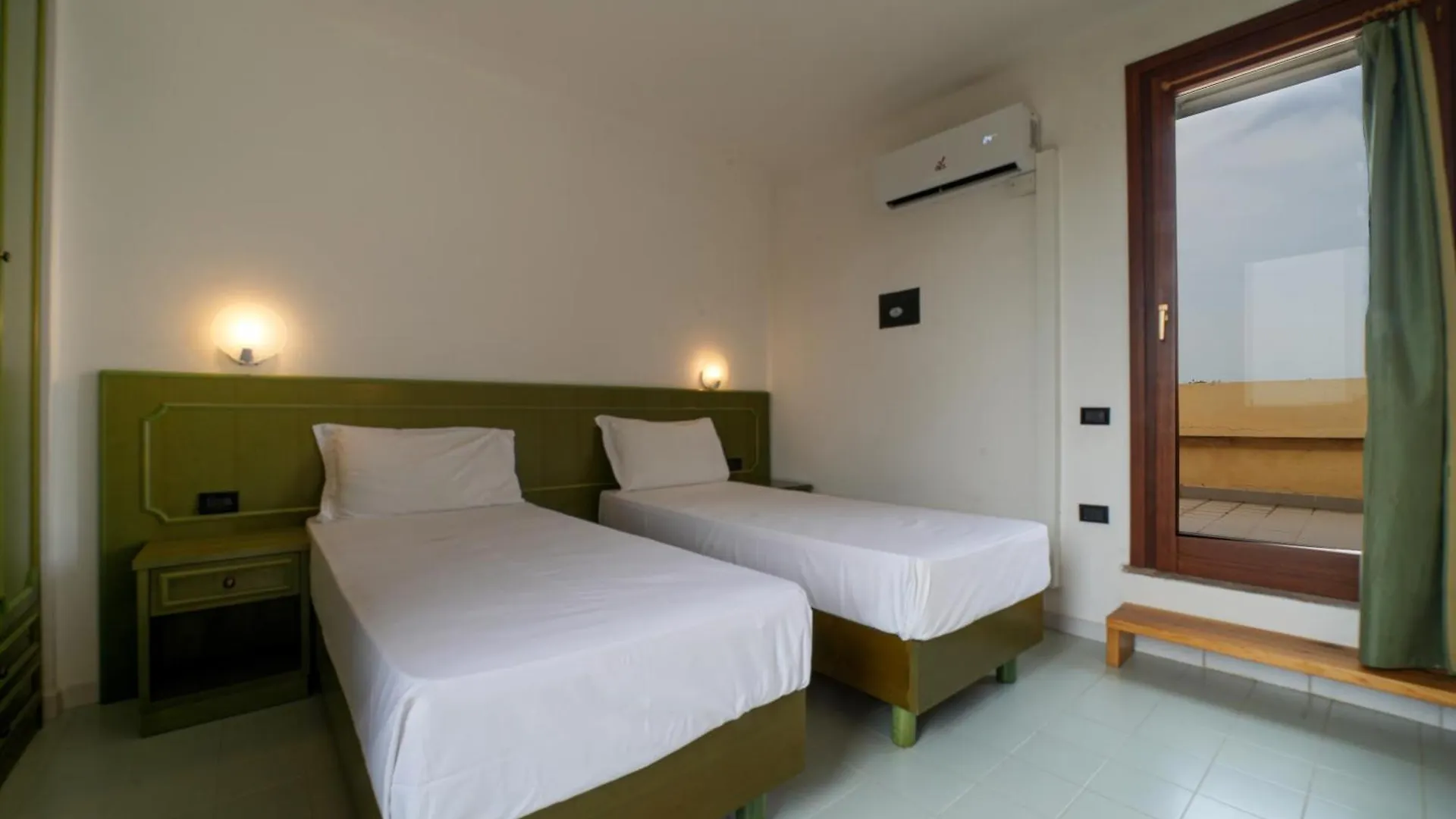 Hotel Le Tonnare Di Stintino - Beach Resort